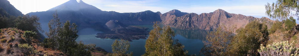 Gunung Rinjani (Lombok).jpg