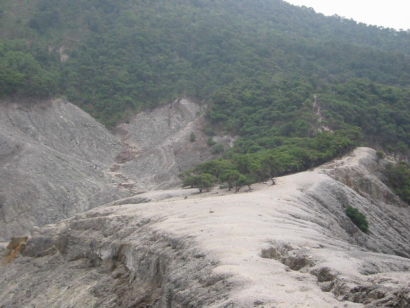 In between two craters (Bandung, Java).JPG