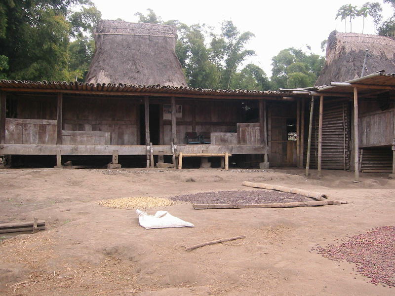 Wogo village 2 (Flores).JPG