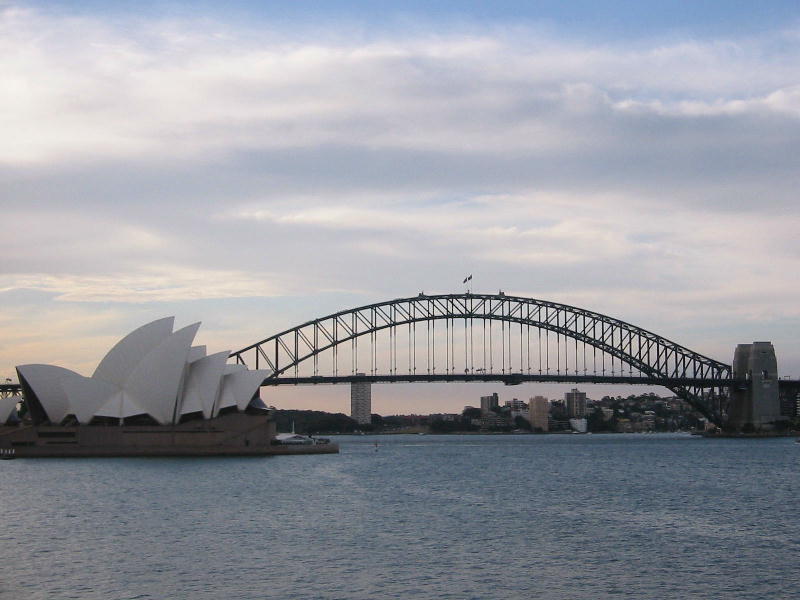 Harbour bridge & opera (Sydney).jpg