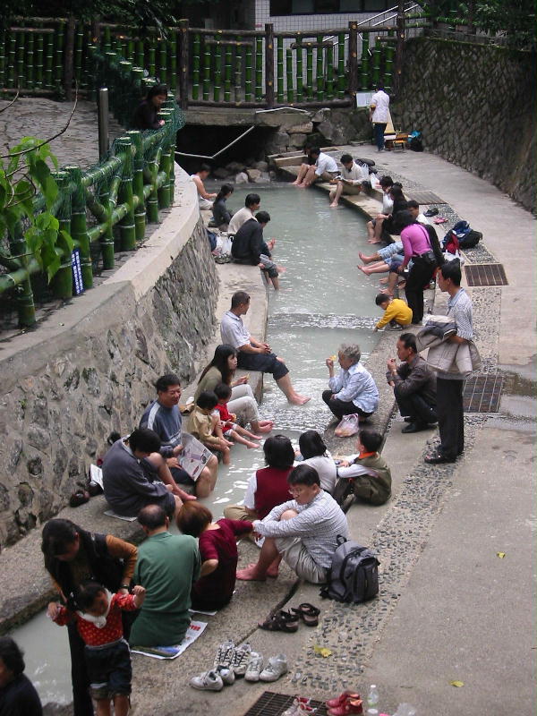 Hot spring (North Taipei).JPG